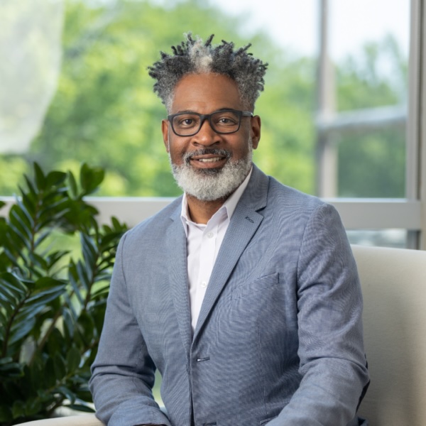 Cory Anderson headshot